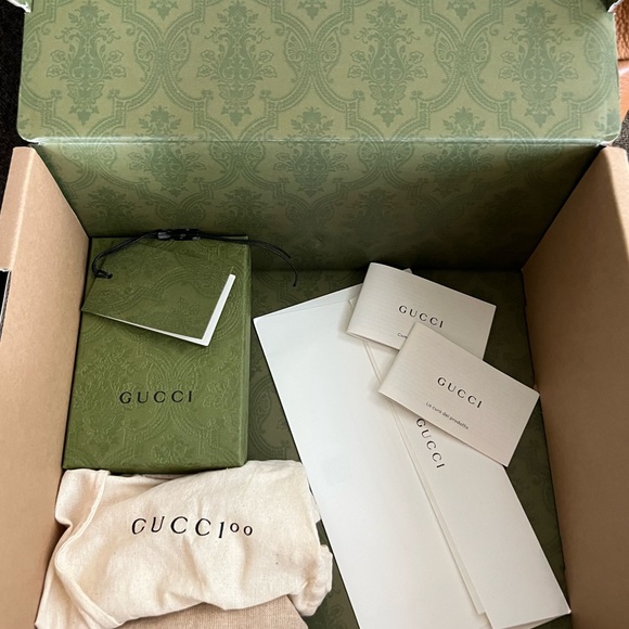 GG Marmont Card Case Wallet - Picture 4 of 7